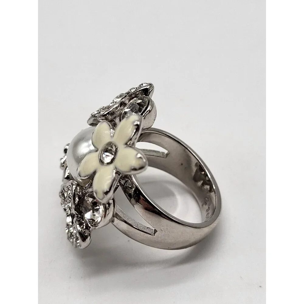 Lia Sophia "Catch The Bouquet" Crystal Rhinestone Faux Pearl Fashion Ring Size 6 - Picture 4 of 11
